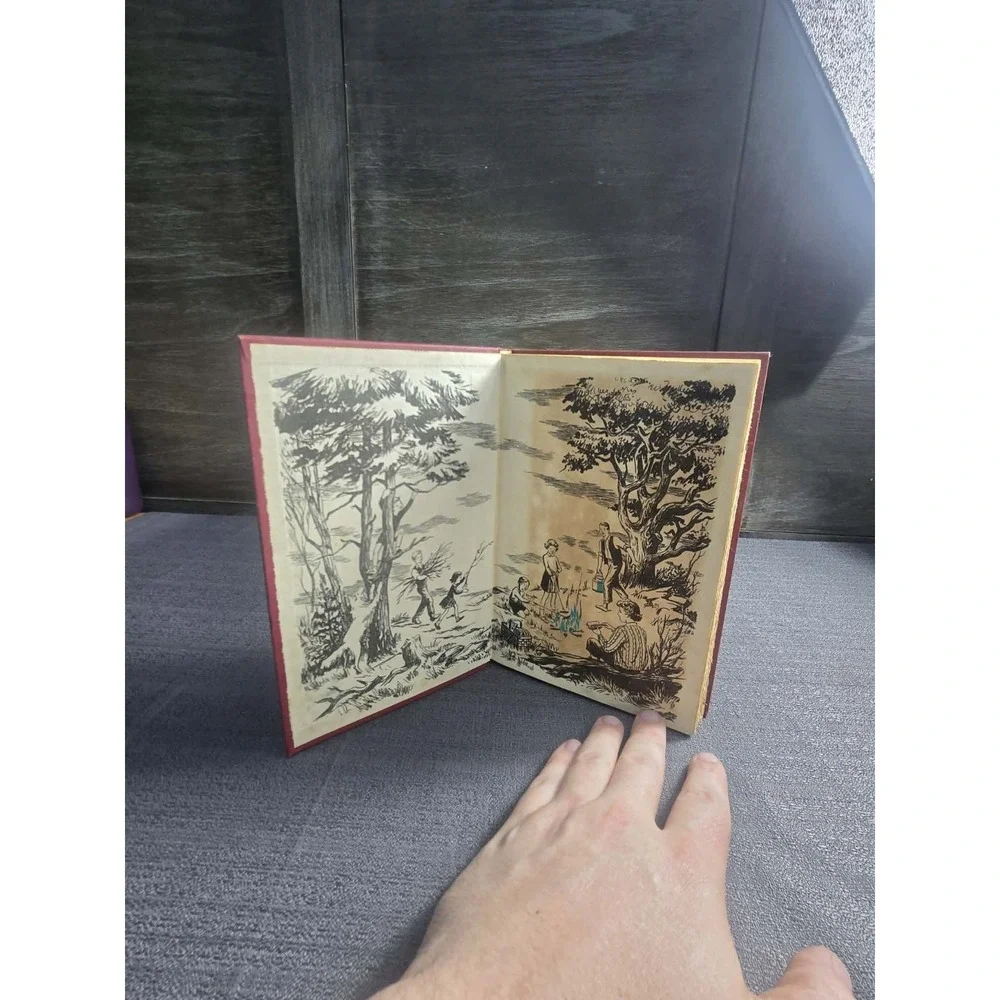 1960 The Happy Hollisters and the Mystery of the Little Mermaid HC Jerry West